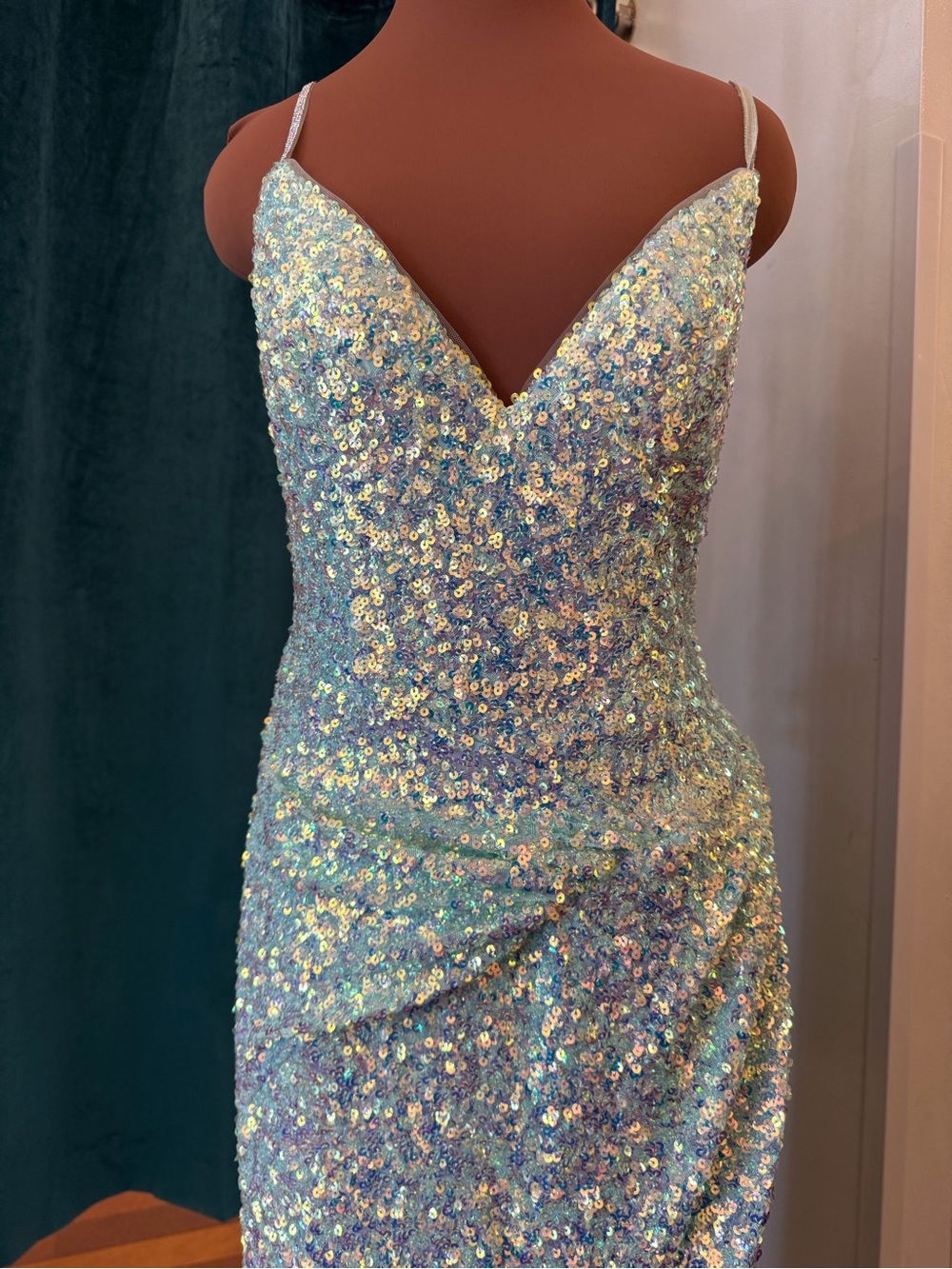 Sequin high slit v-neck with sequin straps - Picture 2 of 5